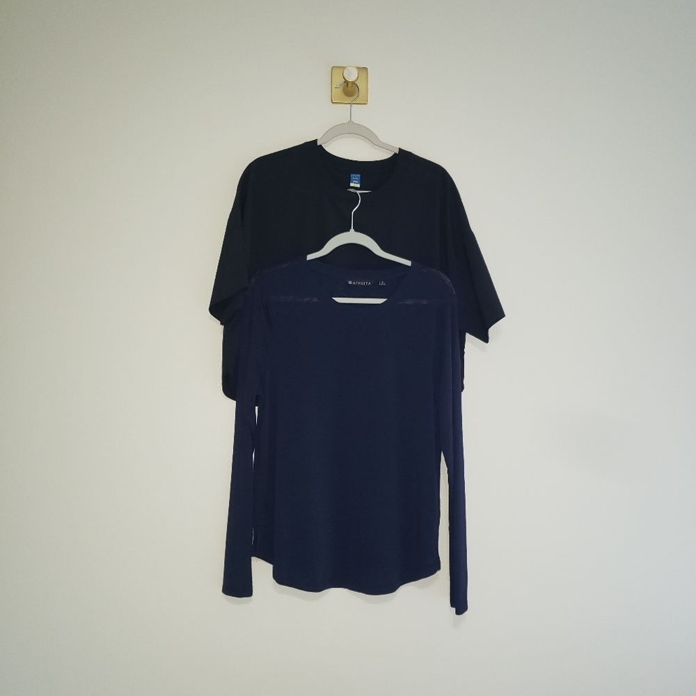 Bundle of Athleta Navy Blue Long Sleeve Old Navy Black Short Sleeve Women Large